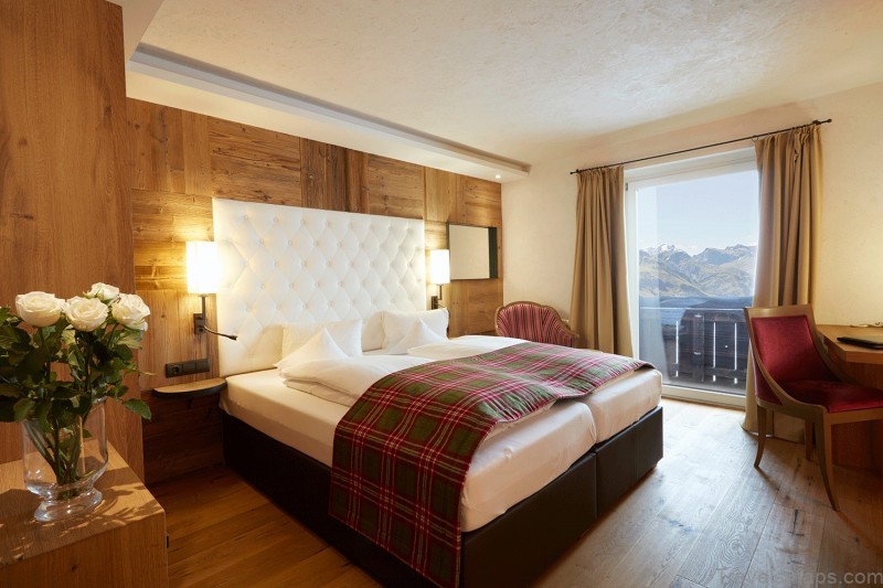 top 10 post pandemic staycation tips 4