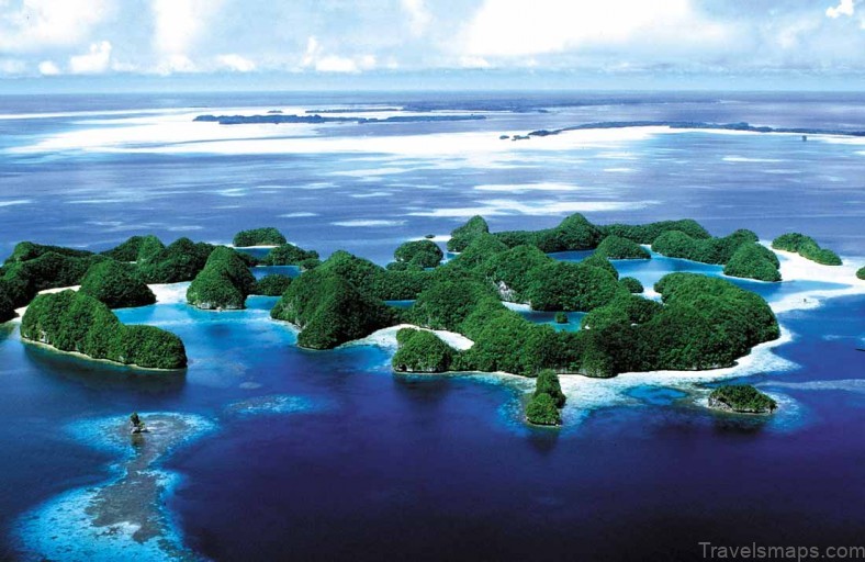 tourist guide to micronesia the beautiful islands of the pacific 6