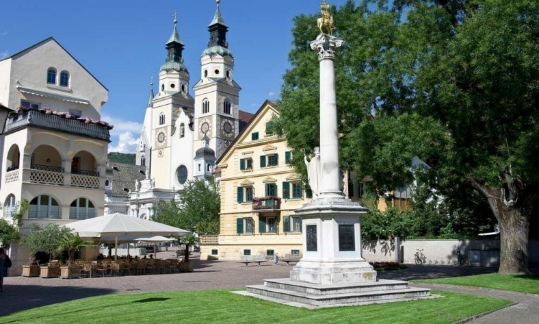 brixen travel guide for tourist the map of brixen 10